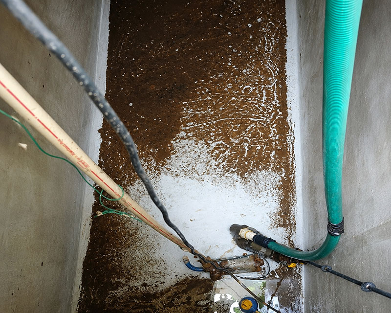 Septic Tank Sludge Cleaning